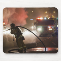 Feuerwehrmänner: Helder in der Aktion Mousepad