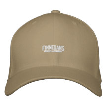 Finnegans irisches bernsteinfarbiges Wappen Bestickte Baseballmützen