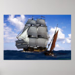 Fregatte mit kleinem Segelboot Plakat