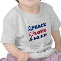 Frieden-Liebe-Schlitten-auf-Dunkel Shirts