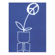 FriedensBlume, die von einer Bombenpostkarte wächs