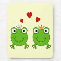 Frosch-Prinzessin und Frosch-Prinz, mit Herzen Mauspads