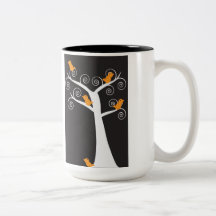 Fünf orange Vögel in einem Baum-Becher Tasse