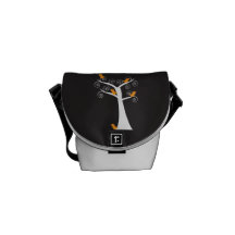 Fünf orange Vögel in einem Baum Mini Kurier Tasche