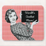 Fünfzigerjahre Frau mit einer Mamma des Zeichen-V2 Mousepad