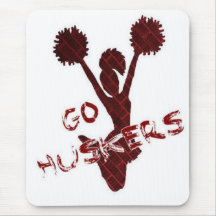 Gehen Huskers Mousepad