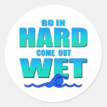 Gehen Sie in stark Runder Sticker