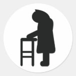 gehende Rahmenoma Runder Sticker
