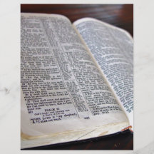 Geöffnete Bibel Individuelle Flyer