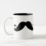 gerade ein Schnurrbartbecher Tee Tasse