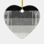 Gerader Stolz distressed.png Ornamente