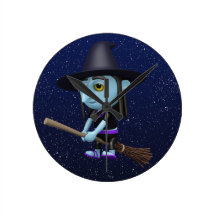 Gespenstische Hexehalloween-Uhr Uhren