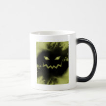 Gespenstisches Kürbislaterne-Gesichts-Schwarz-Gelb Kaffeetasse