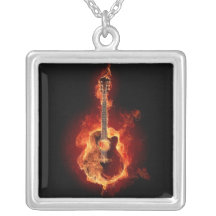 Gitarre in den Flammen Personalisierte Halskette