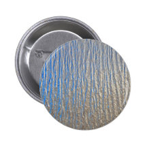 Glänzende Oberflächenbeschaffenheit mit Grauem und Anstecknadelbuttons