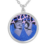 Glänzendes Blau Schmuck