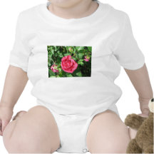 Glückliche alte Rose T-shirts