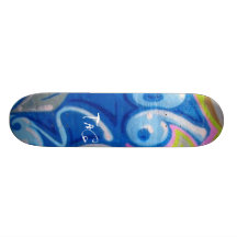 graffitti auf Wand, Umbau Personalisiertes Skatedeck
