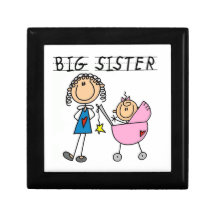 Große Schwester mit kleine Schwester-Geschenken Erinnerungskisten