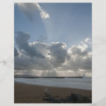 Große Strahlen durch Wolken Flyerbedruckung