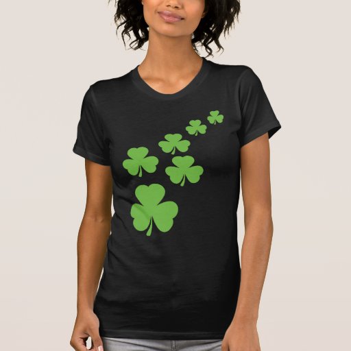 grüner Kleeblattregen T-shirt