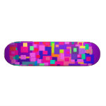 Gruppierte Quadrate lila Skateboarddeck
