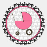 Hahnentrittmuster und rosa Kinderwagen-Aufkleber