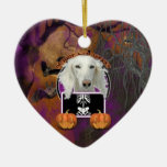 Halloween - gerade ein Lil gespenstisch - Saluki Weinachtsornamente