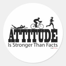 Haltung ist stärker als Tatsachen Runde Sticker