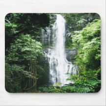Hawaiischer Wasserfall Mousepads