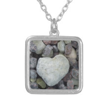 Herz aus Stein Personalisierter Schmuck