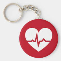 Herz mit ECG Wellenkardiologen oder Herzkrankensch Schlüsselband