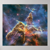 Hubble nimmt Ansicht von 'mystischem Mountain gefa Posterdrucke