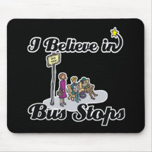 ich glaube an Bushaltestellen Mousepad