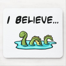 Ich glaube an das Loch- Nessmonster Mousepad