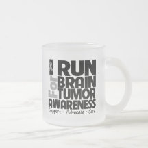 Ich laufe für Hirntumor-Bewusstsein Tasse