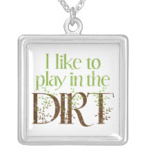 Ich mag in der Schmutz-lustigen Gartenarbeit spiel Selbst Gestalteter Schmuck