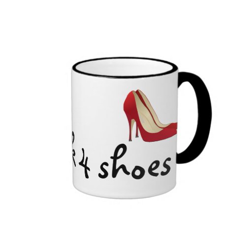 In hohem Grade motiviert: Arbeitet für Schuhe (mög Teetasse