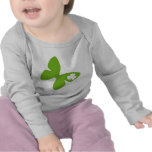 irisches Schmetterlings-Kleeblatt T-shirt