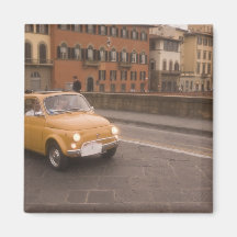 Italien, Florenz. Fiat 800 Kundgebungskreuze der A Kühlschrankmagnete