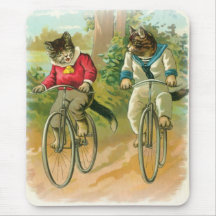 Katzen, die Fahrräder reiten Mousepad