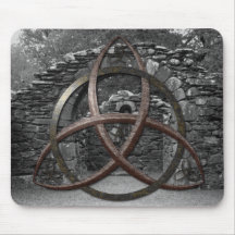 Keltischer Dreiheits-Knoten Mousepads