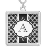 Klassische mit Monogramm Halskette