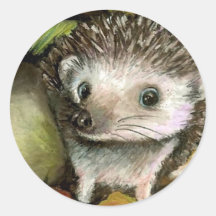 Kleiner Igel, der seinen Pilz schützt Runder Sticker