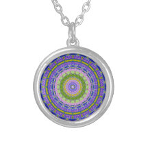 Königliches lila Kronen-Kaleidoskop Schmuck