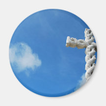 Kreuz in den Wolken und im blauen Himmel Magnete