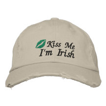 Küssen Sie mich, den ich Iren gestickter Hut bin Bestickte Baseballcaps
