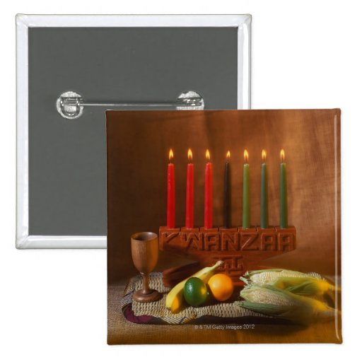 Kwanzaakerzen und -nahrung anstecknadel