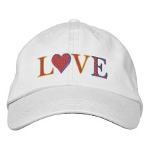 Liebe-Kappe mit Herz- und Stichdetails Besticktes Cap