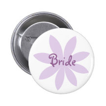 Lila Gänseblümchen-Braut Button